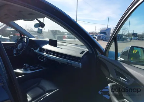 2017 Audi Q7 3.0T Premium z USA, uszkodzony, nr VIN WA1LAAF73HD033688